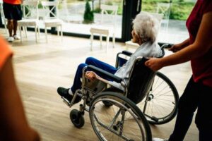 Nursing Home Abuse Lawsuit: Signs and Legal Steps