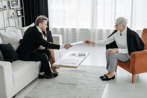 executor vs trustee